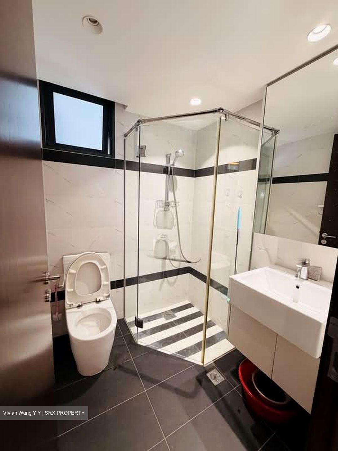 Symphony Suites (D27), Condominium #581915951